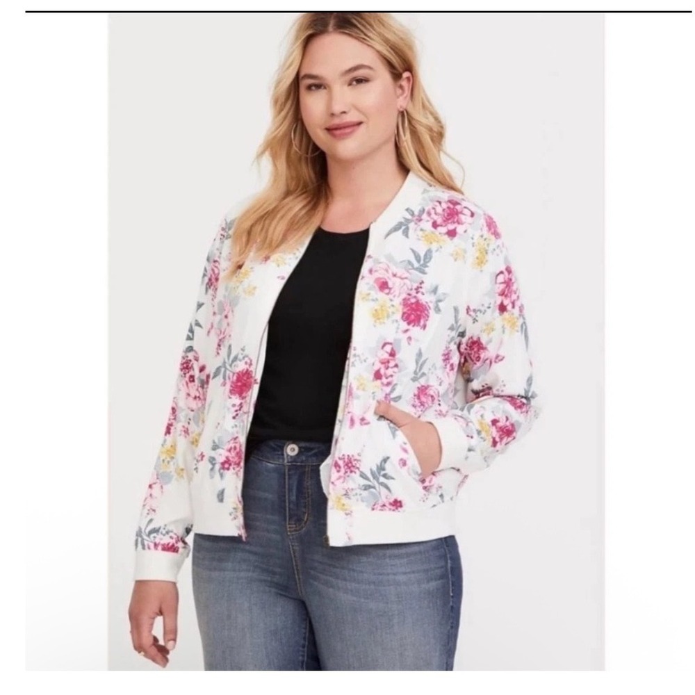 NWT Torrid Women Size 2X Floral Bomber Jacket White Pink Zip Up 11315835‎